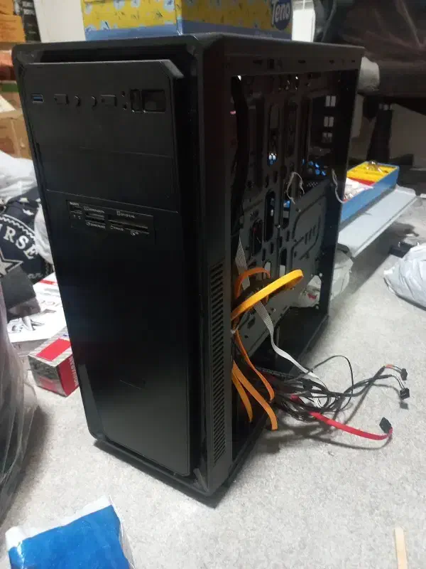 کیس گریین پارسا GREEN PARSA|قطعات و لوازم جانبی رایانه|شیراز, ملاصدرا|دیوار