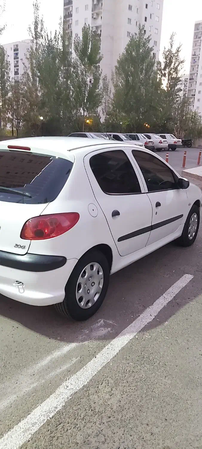 پژو ۲۰۶ تیپ ۵ مدل ۹۵|خودرو سواری و وانت|پردیس, فاز ۱۱|دیوار