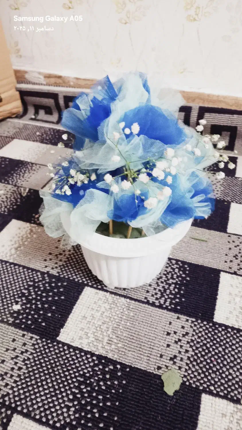 گل های مصنوعی با رنگ و طرح دلخواه|گل مصنوعی|ماسال, |دیوار