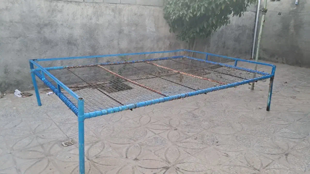 تخت|تخت و سرویس خواب|هندمینی, |دیوار