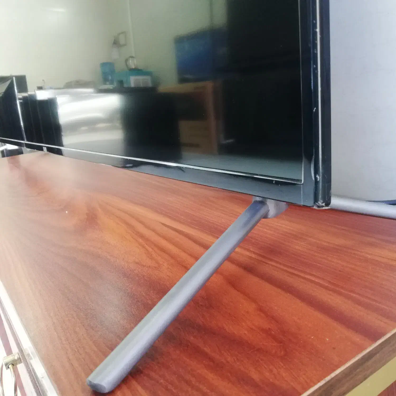 تلویزیون 58 سام هوشمند و فورکی استوک|تلویزیون و پروژکتور|یزد, |دیوار