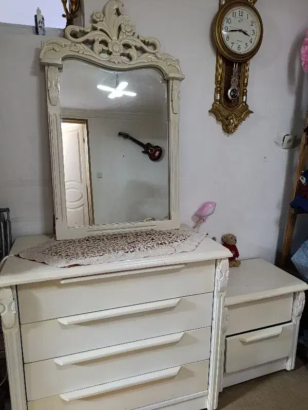 لوازم خانگی و شخصی سالنی|تخت و سرویس خواب|سلماس, |دیوار