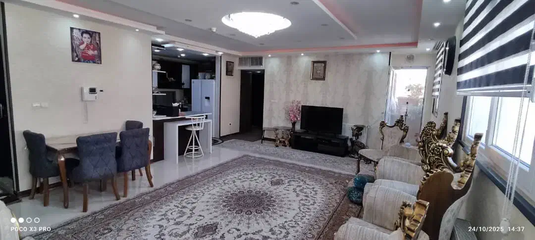 دوخواب سالن بزرگ لوکس|اجارهٔ آپارتمان|صدرا-فارس, فاز ۱|دیوار