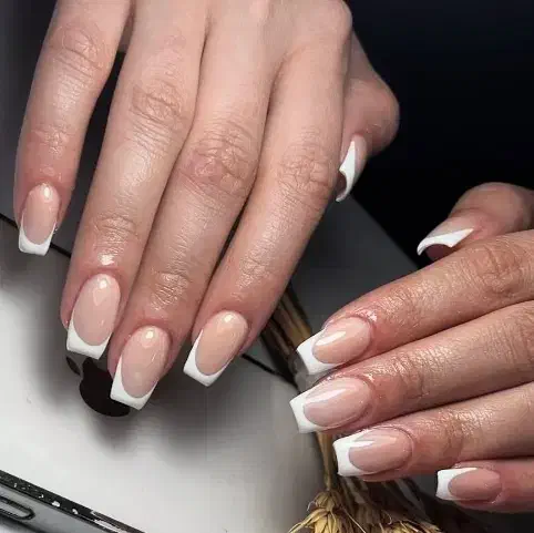 تعدادی مدل برای کاشت ناخن با بهترین متریال|خدمات آرایشگری و زیبایی|تبریز, |دیوار