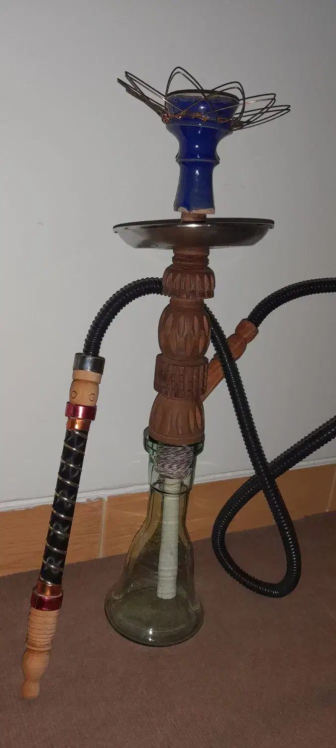 قلیون میوه ای|کلکسیون و سرگرمی|شیراز, چوگیاه‎|دیوار