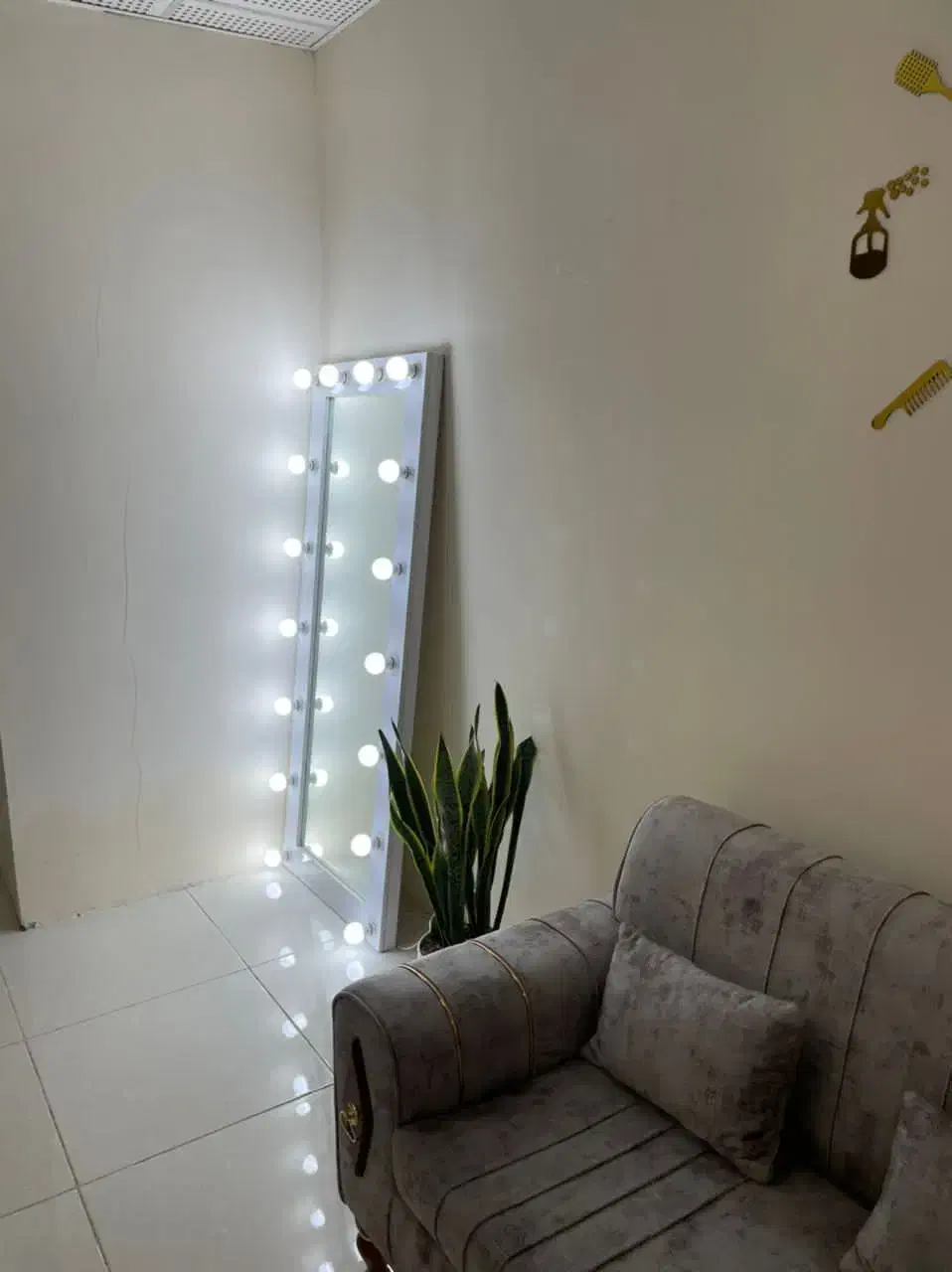 آینه قدی هالیوودی LED با 12 لامپ|آینه|کرمانشاه, |دیوار