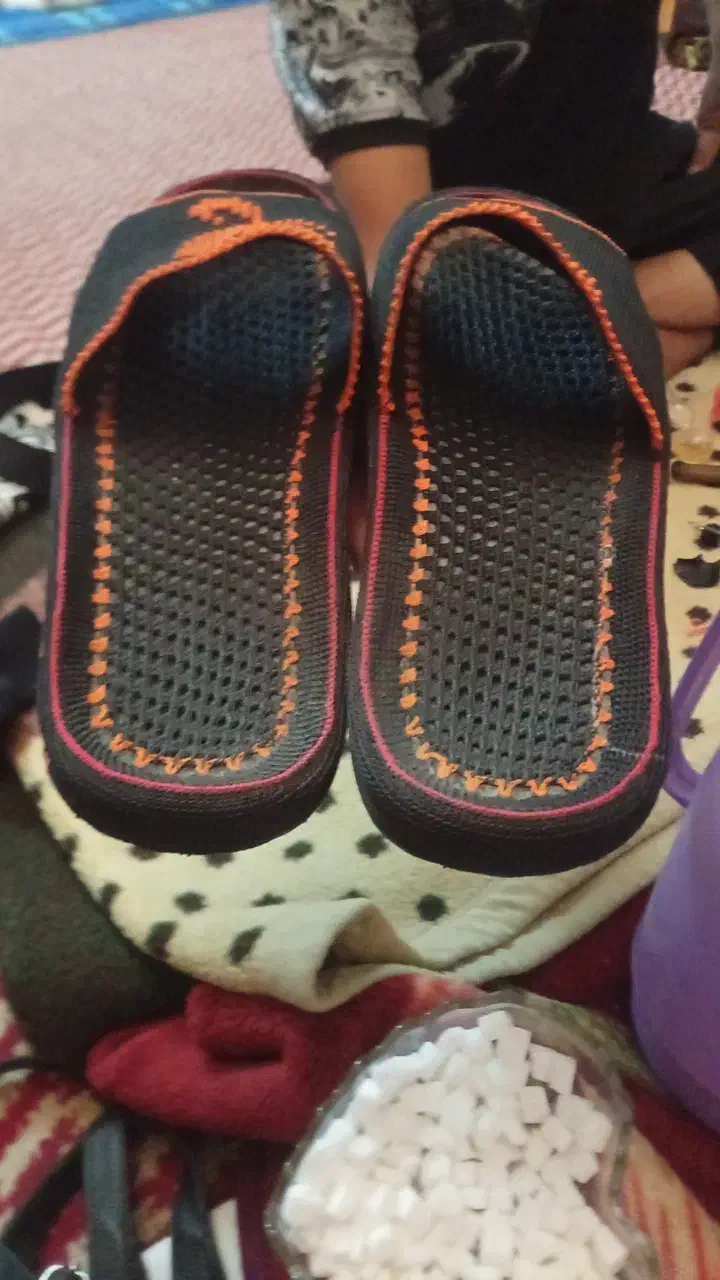 دمپایی زندان بافت طرح عقرب|کیف، کفش، کمربند|اراک, |دیوار