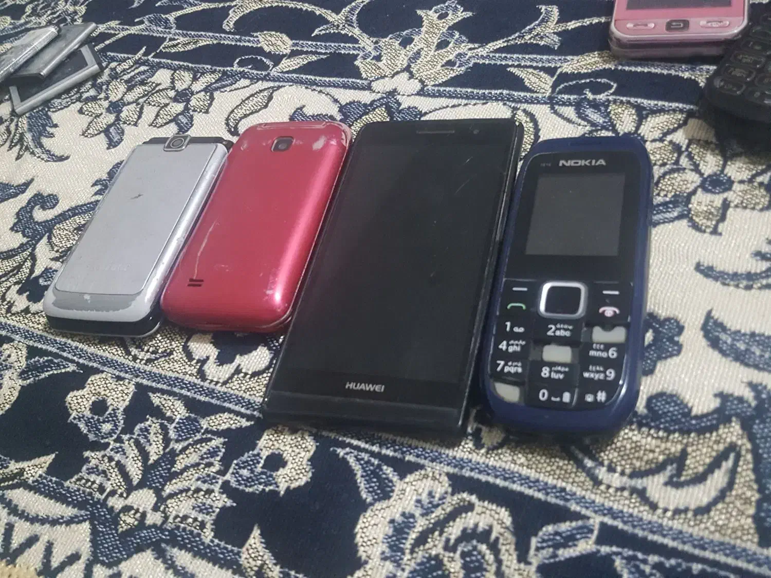 گوشی|موبایل|کرج, کمال‌شهر|دیوار