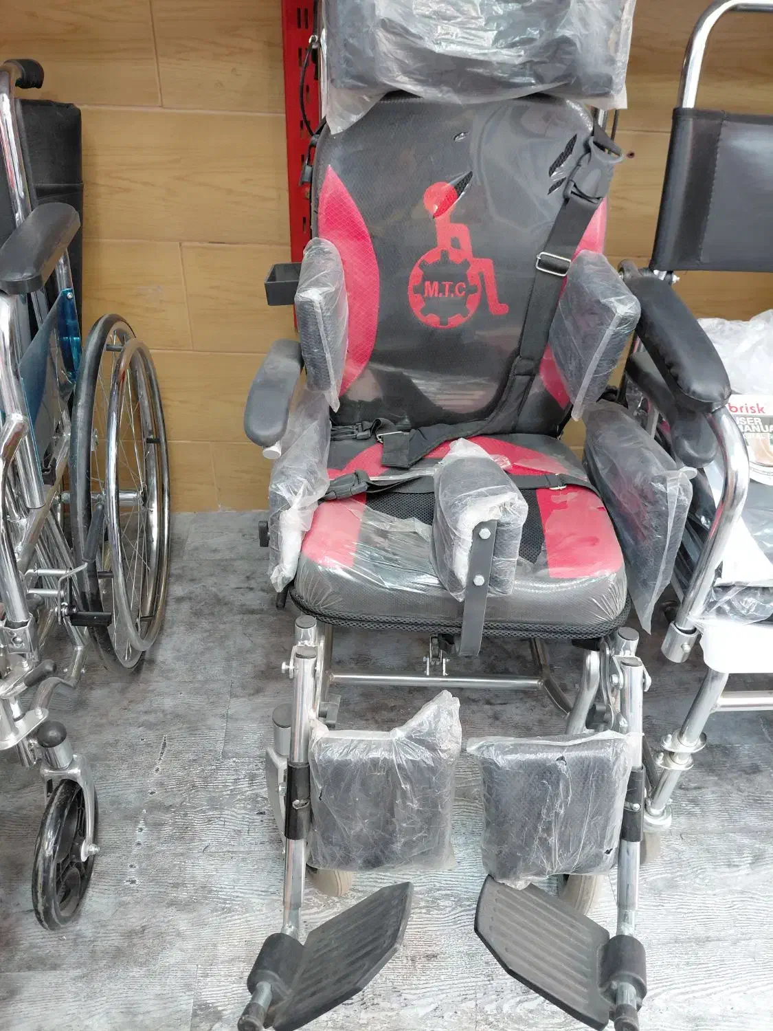 ویلچر cp|آرایشی، بهداشتی، درمانی|کرج, اصفهانی‌ها|دیوار