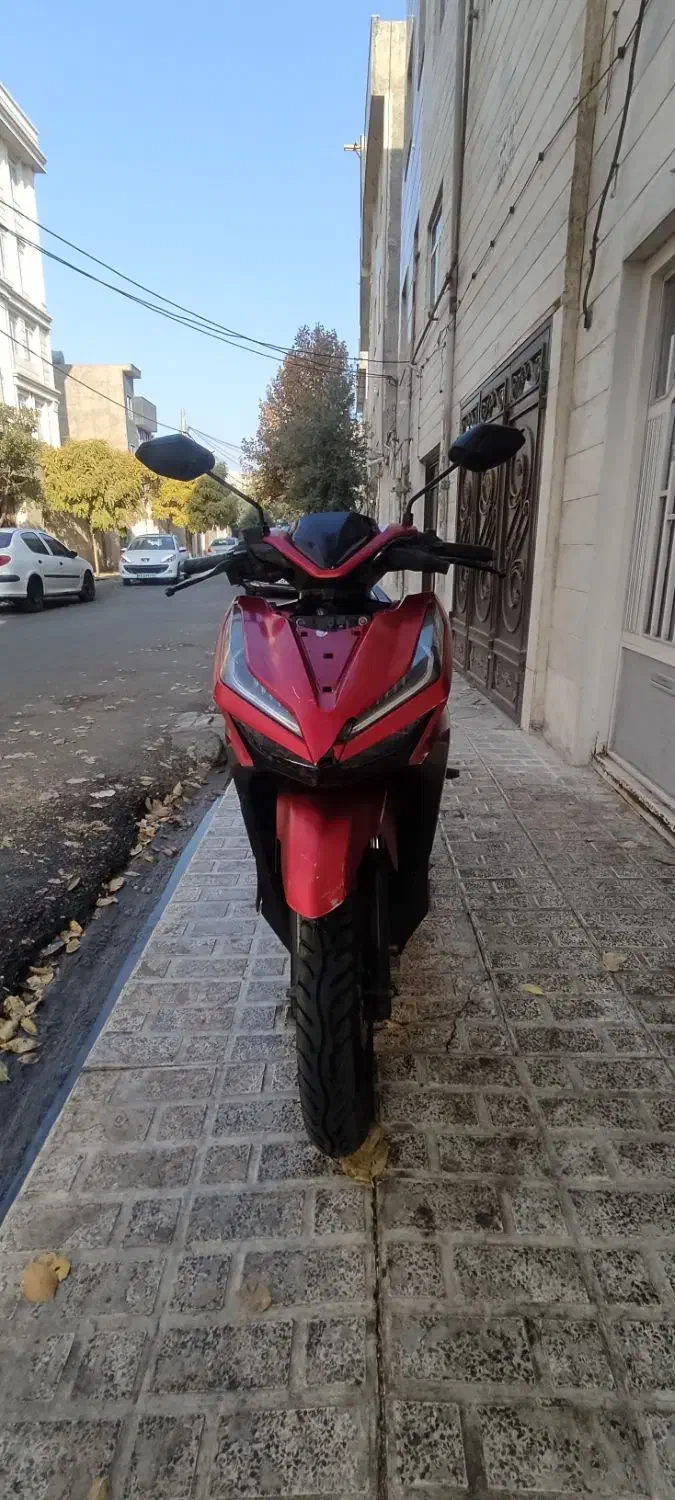 موتور طرح کلیک مدل۱۴۰۰|موتورسیکلت|اسلامشهر, شهرک مفیدی|دیوار