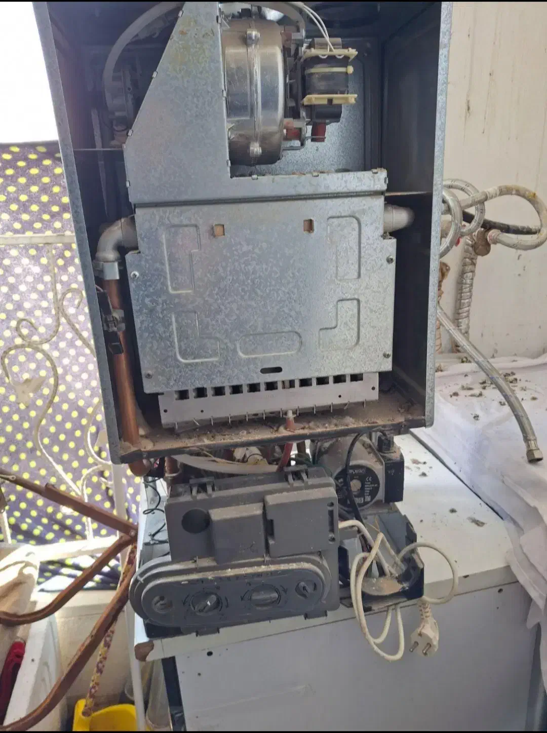 تعمیرات تخصصی ،پکیچ،بخاری،ابگرم کن دیواری|خدمات پیشه و مهارت|کرمانشاه, |دیوار