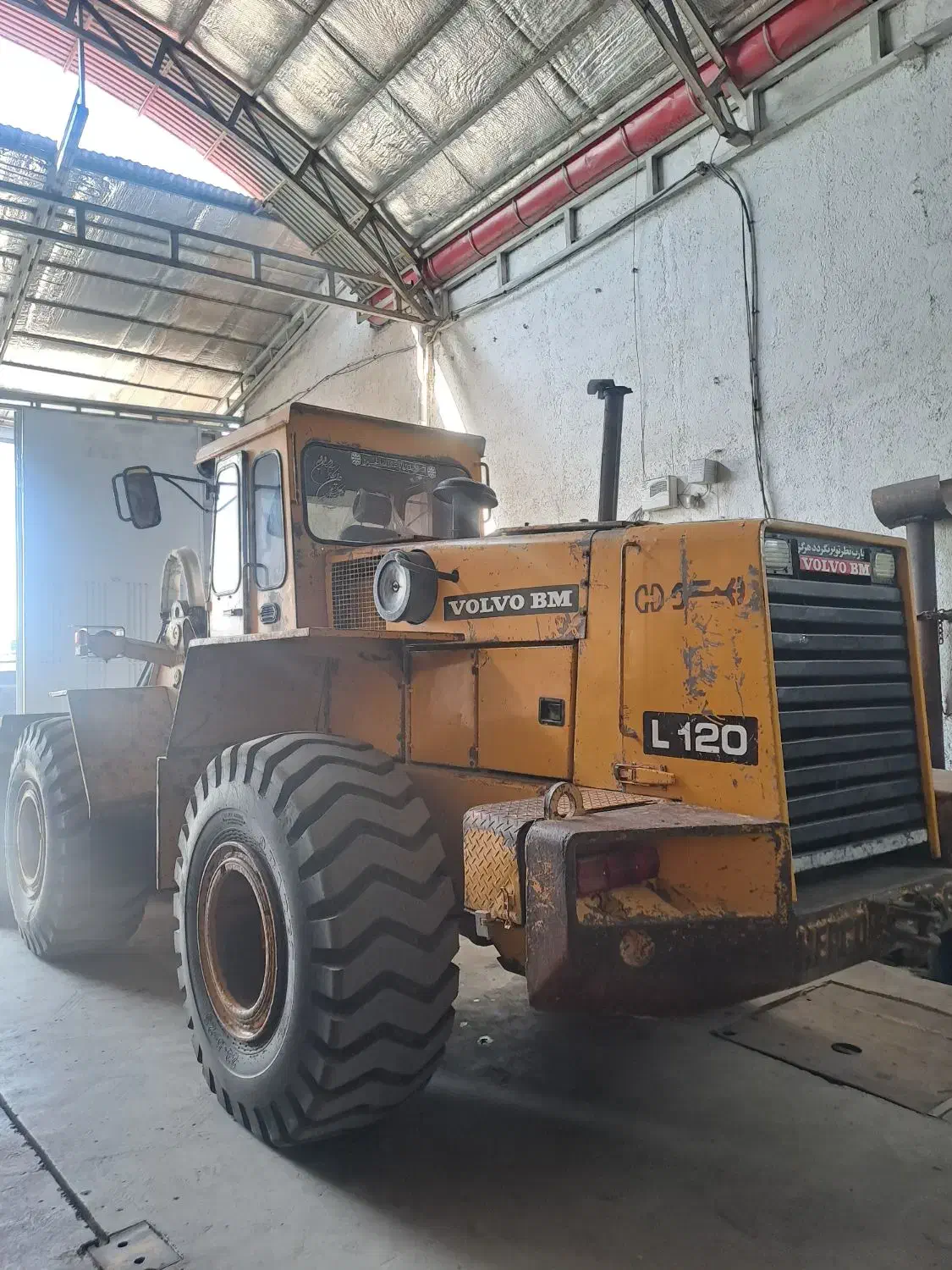 لودر ال ۱۲۰|خودرو سنگین|بابل, |دیوار