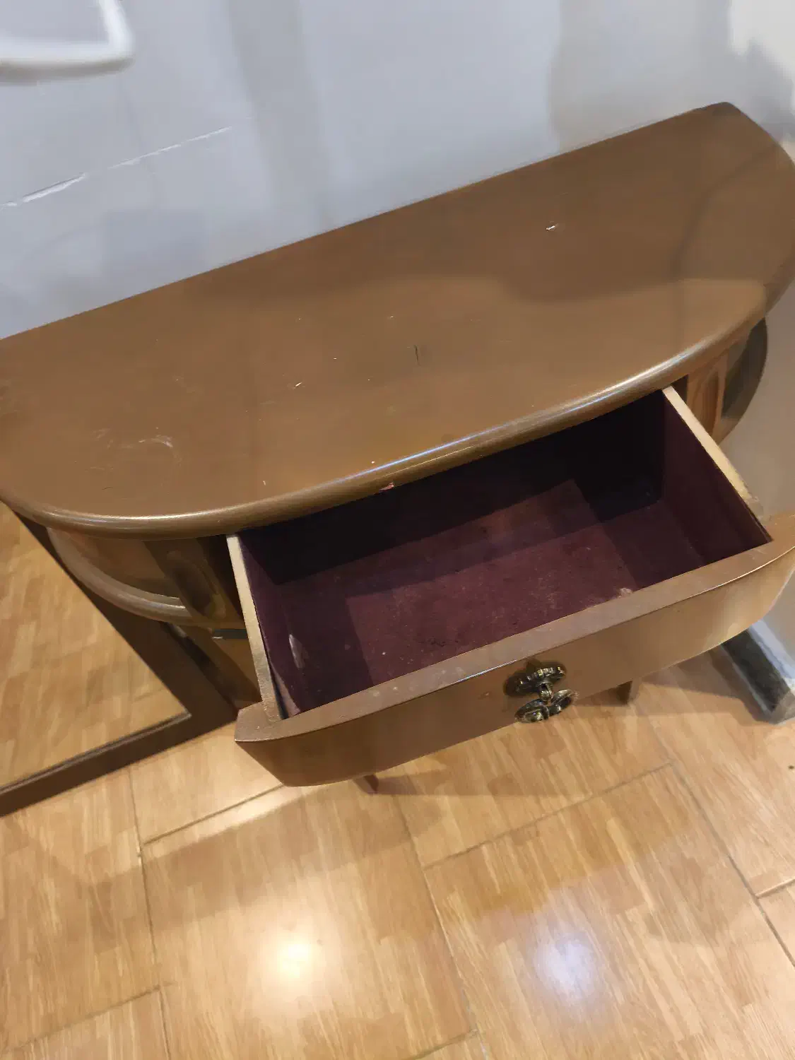 کنسول چوبی|بوفه، ویترین، کنسول|رشت, فلسطین|دیوار