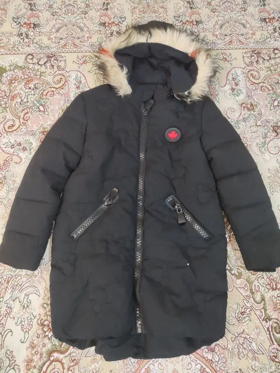 کاپشن در حد نو خارجی|کفش و لباس بچه|تهران, فلسطین (میدان انقلاب)|دیوار