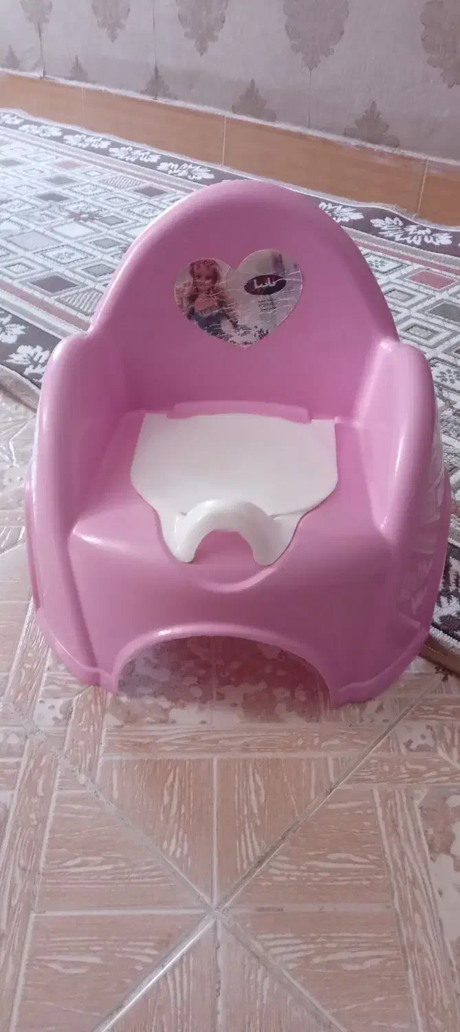 کریر نو مارک لاهیجان یعنی بهترین مارک و قصری|اسباب و اثاث بچه|بروجرد, |دیوار