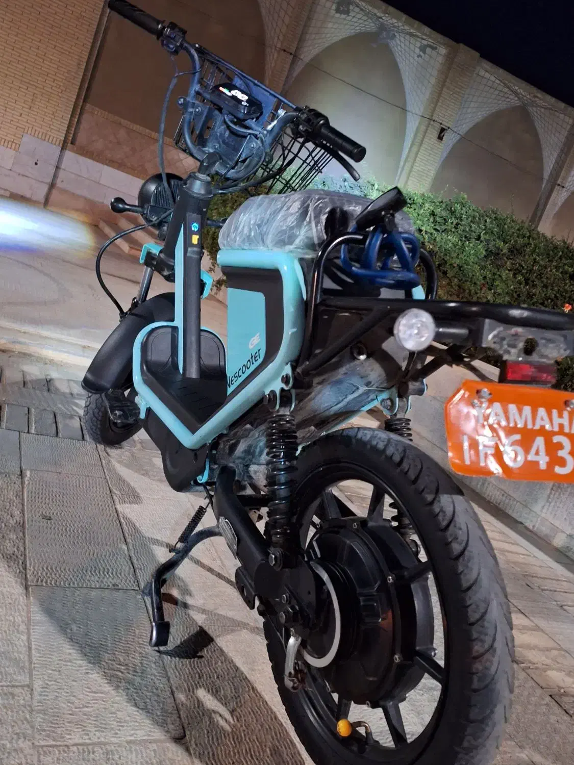 موتور برقی نیکران بنلی|موتورسیکلت|یزد, |دیوار