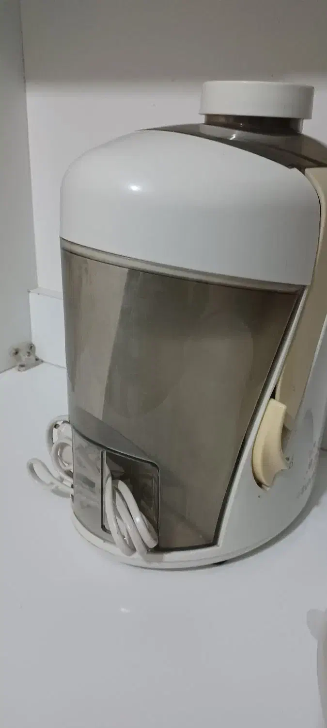 چرخ گوشت وآب میوه گیری|آبمیوهگیر و آبمرکباتگیر|محمدشهر, همایون ویلا|دیوار