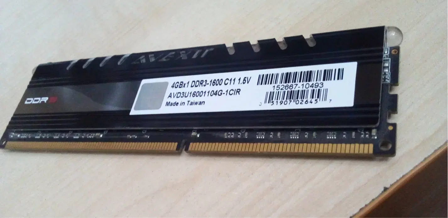 Bus 1600 Ram 4 ddr3 رم ۴گیگ|قطعات و لوازم جانبی رایانه|تهران, نارمک جنوبی|دیوار