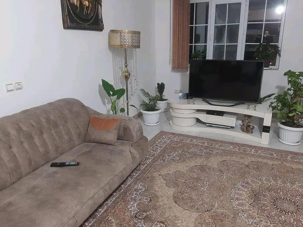 100متری/گلستان فرد/نزدیک استخر|اجارهٔ آپارتمان|لاهیجان, گلستان|دیوار