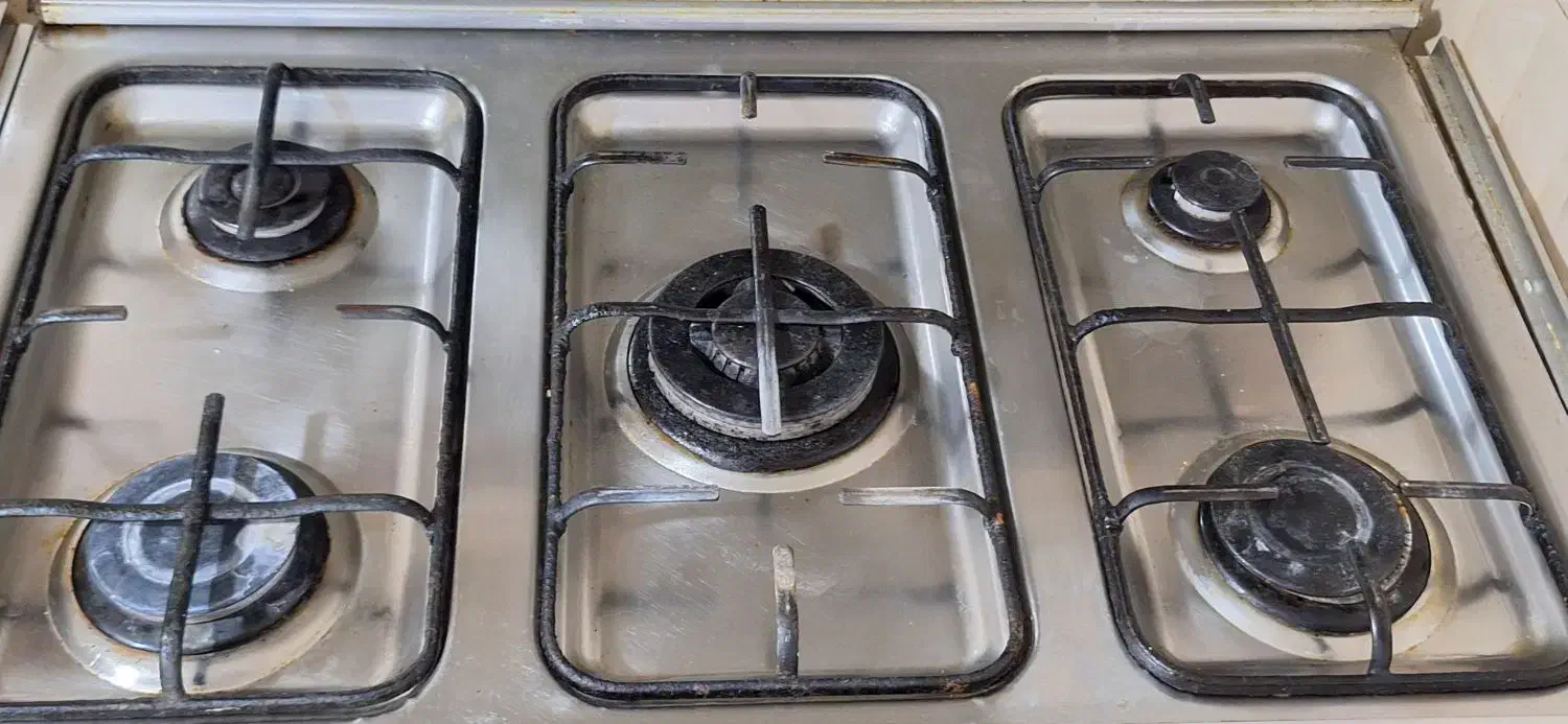 گاز تمیز  در حد نو|اجاق گاز و لوازم برقی پخت‌وپز|گرگان, |دیوار