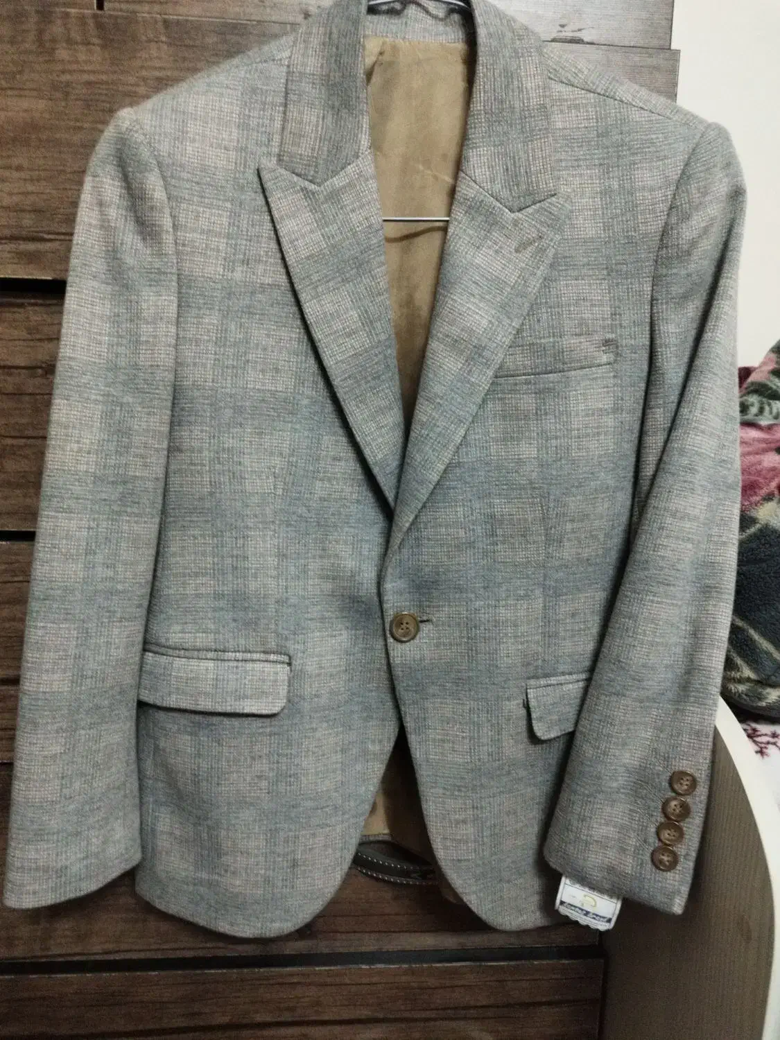 لباس|لباس|جهرم, |دیوار