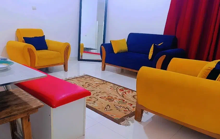 مبلمان رودی محکم و سالم|مبلمان خانگی و میز عسلی|کیش, |دیوار