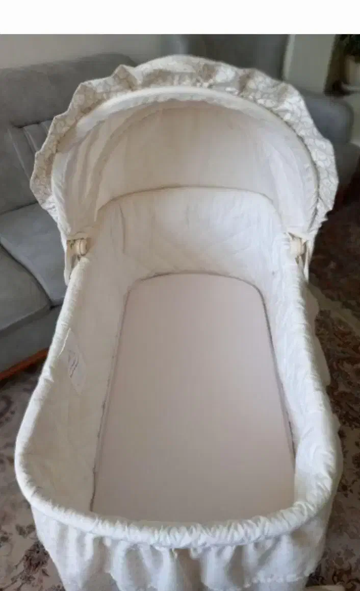 گهواره و کریر|تخت و صندلی بچه|کرج, شهرک فهمیده|دیوار