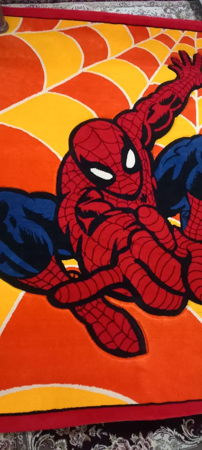 فرش طرح مردعنکبوتی|فرش|قدس, شهرقدس|دیوار