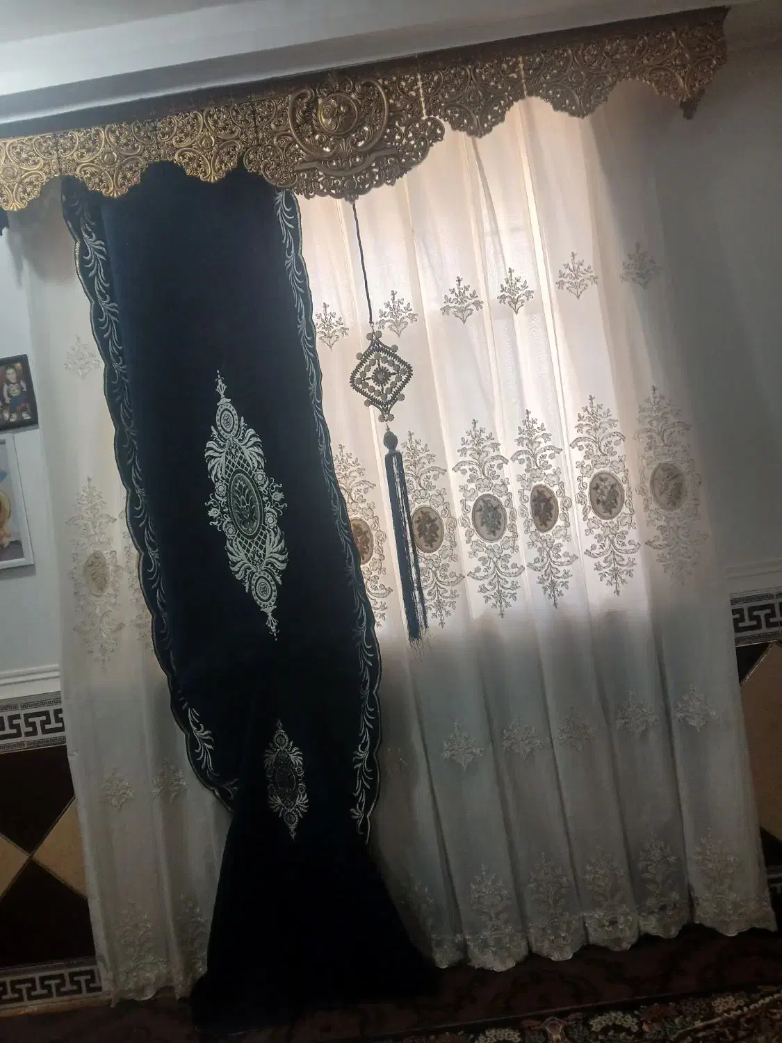 پرده کتیبه با پنل وپشت دری تمیز و نونو|پرده، رانر، رومیزی|خرمشهر, |دیوار