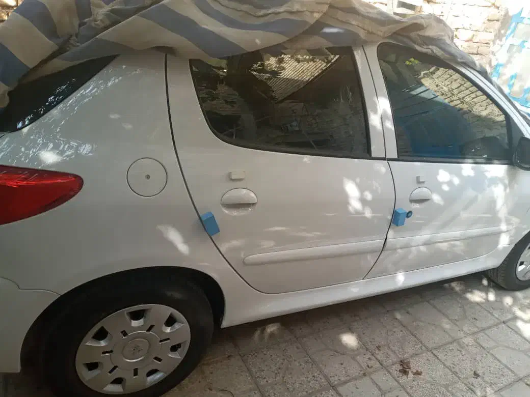 207شقف شیشه صفر کیلومتر|خودرو سواری و وانت|مرودشت, تامین اجتماعی|دیوار