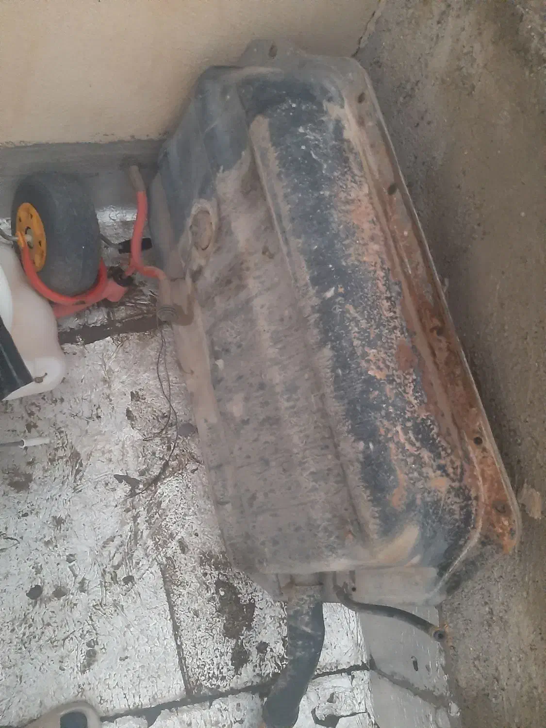 باک بنزین پاترول سالم|قطعات یدکی و لوازم جانبی|کرج, شهرک ظفر|دیوار