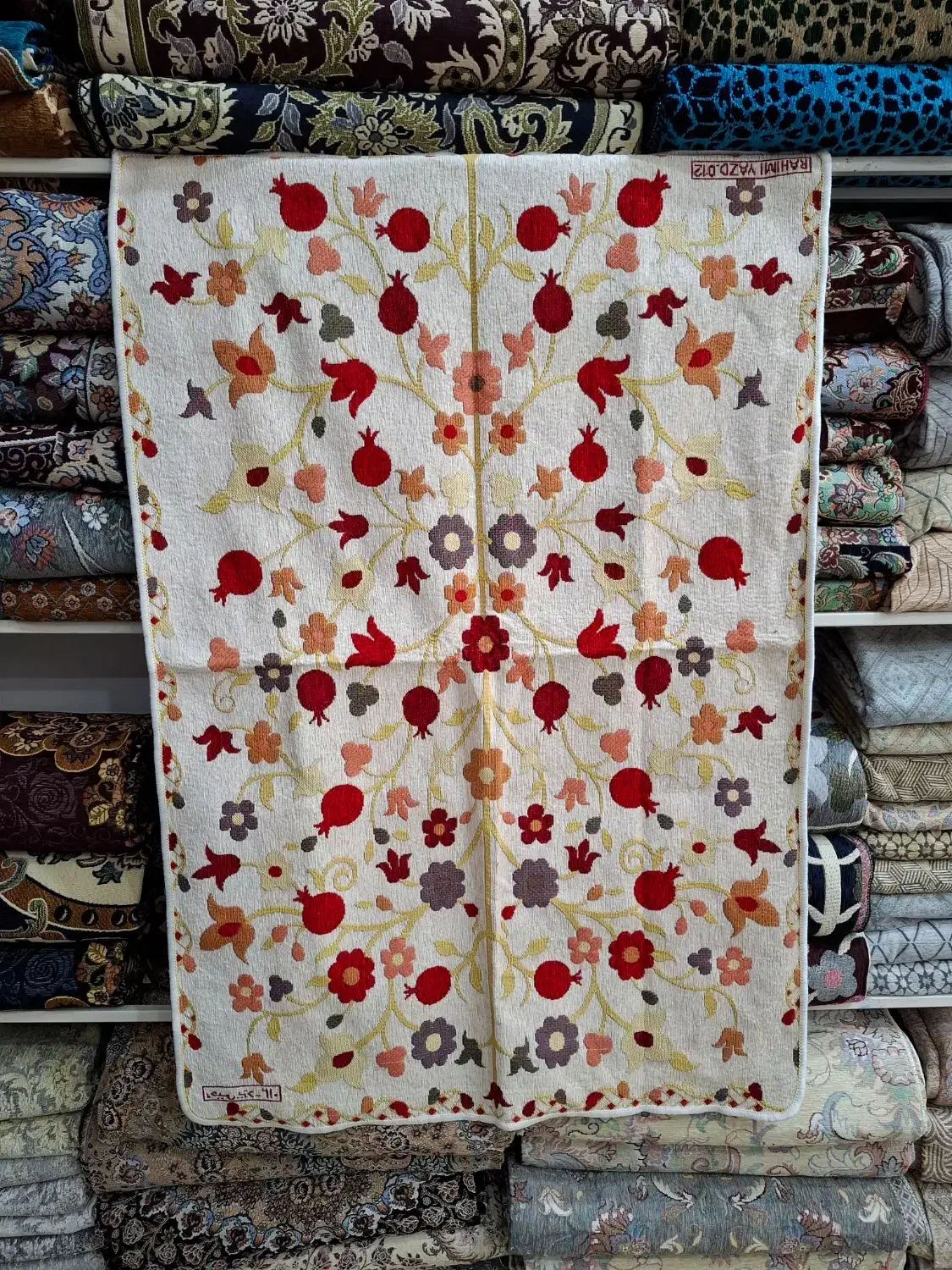 روفرشی طرح اناری مناسب شب یلدا ۱.۵ و۳و۶ متری|روفرشی|اصفهان, نقش جهان|دیوار