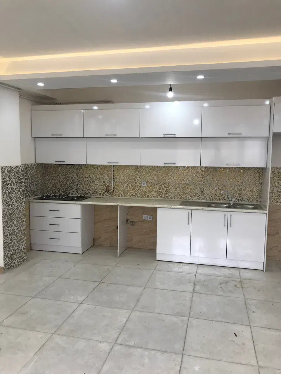 فروش 100 منری ، سند دار ، صفر ، توشیبا ، باهنر|فروش آپارتمان|رشت, باهنر|دیوار