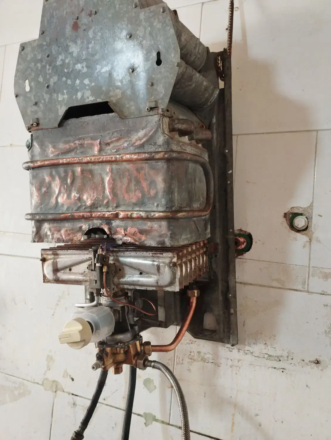 آبگرمکن بوتان|آبگرمکن، پکیج، شوفاژ|اهواز, کمپلو جنوبی|دیوار