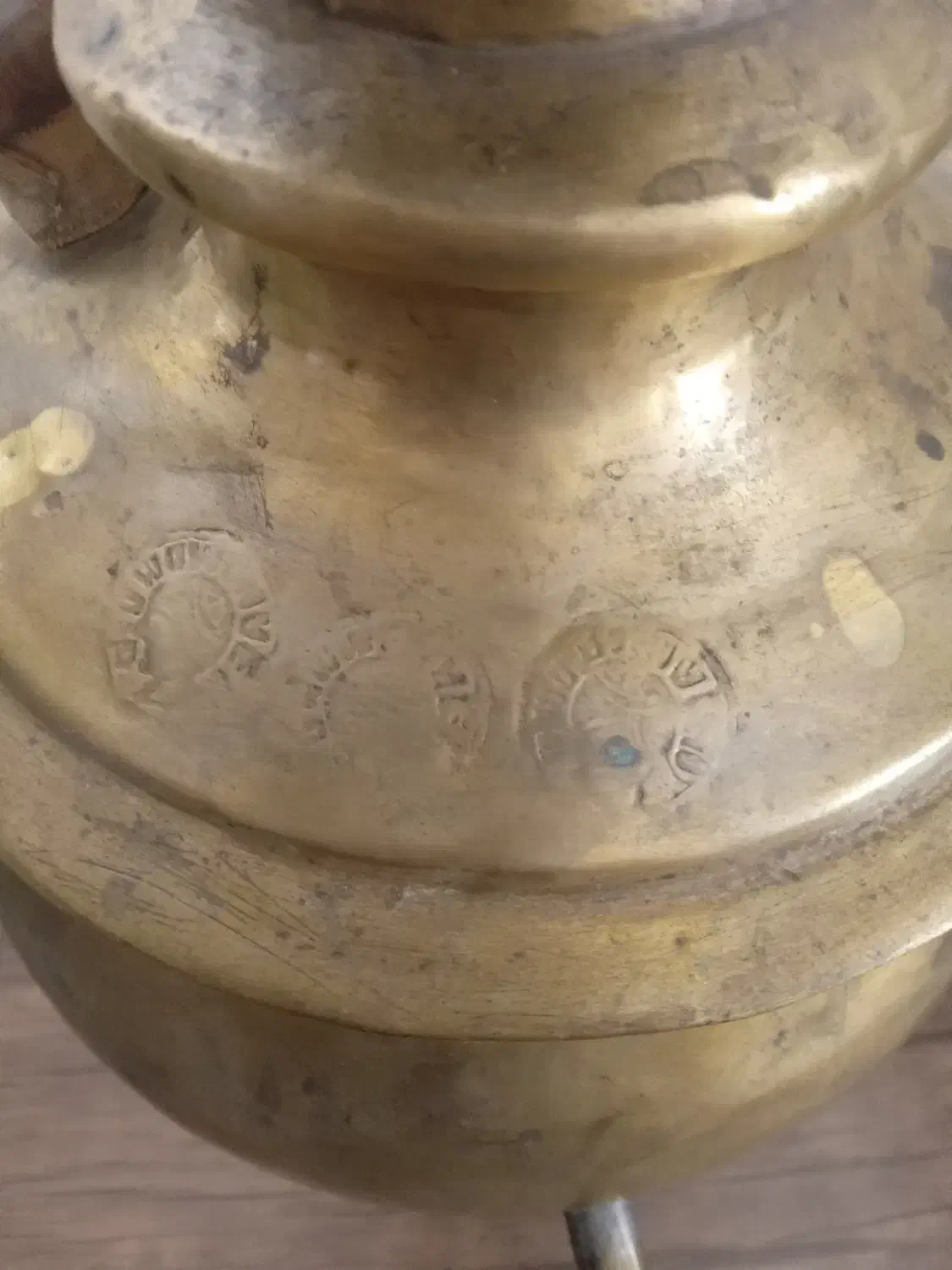 سماورزغالی|کلکسیون اشیاء عتیقه|اسفراین, |دیوار