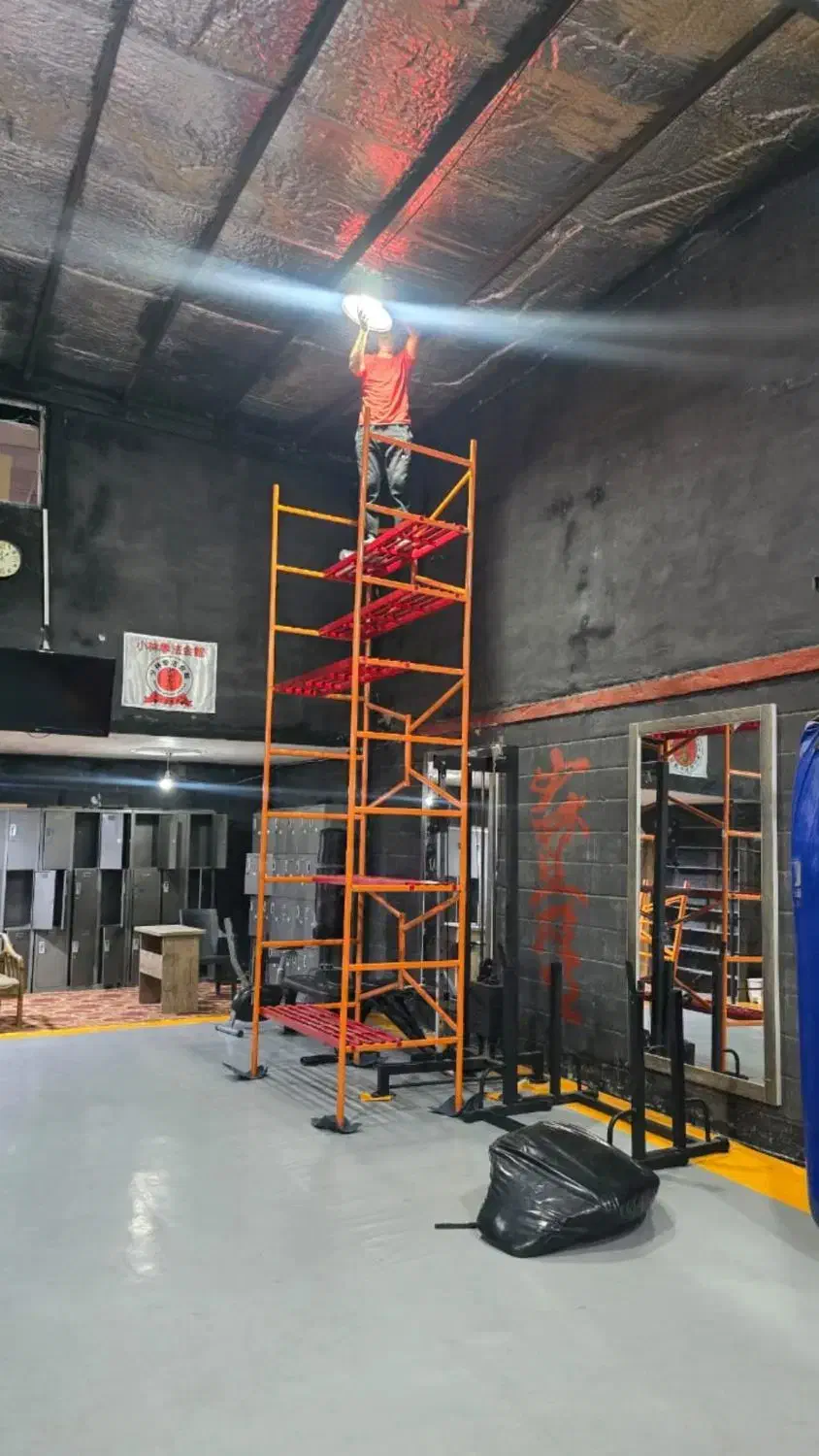 داربست مگان نردبان پله پهن عرض کم|مصالح و تجهیزات ساختمان|تهران, شهرک رضویه|دیوار