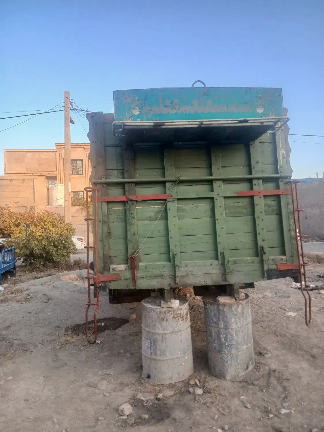 اتاق چوبی ده تن|خودرو سنگین|صفادشت, |دیوار