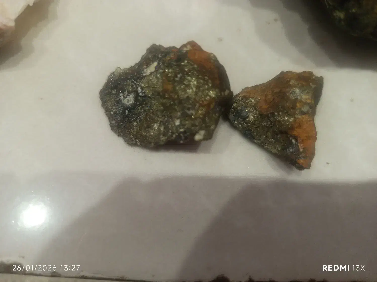 سنگ رگ زیاد طلا و سنگ کلیستار|جواهرات|تربت جام, شاهد|دیوار