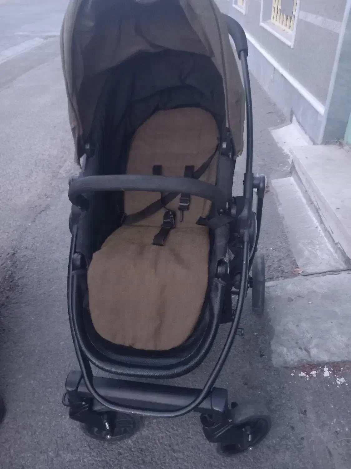 تعدادی موکت و کالسکه خارجی|اسباب و اثاث بچه|خمین, |دیوار