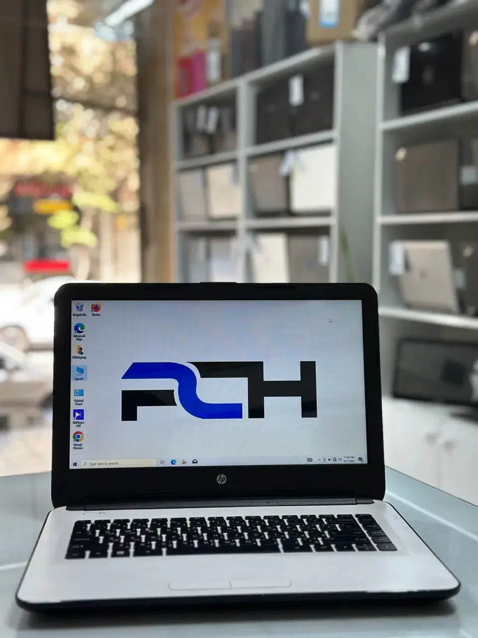 لپ تاپ hp درحد نو نو گرافیکدار نسل ۶(گارانتی کتبی)|رایانه همراه|کاشان, معلم|دیوار