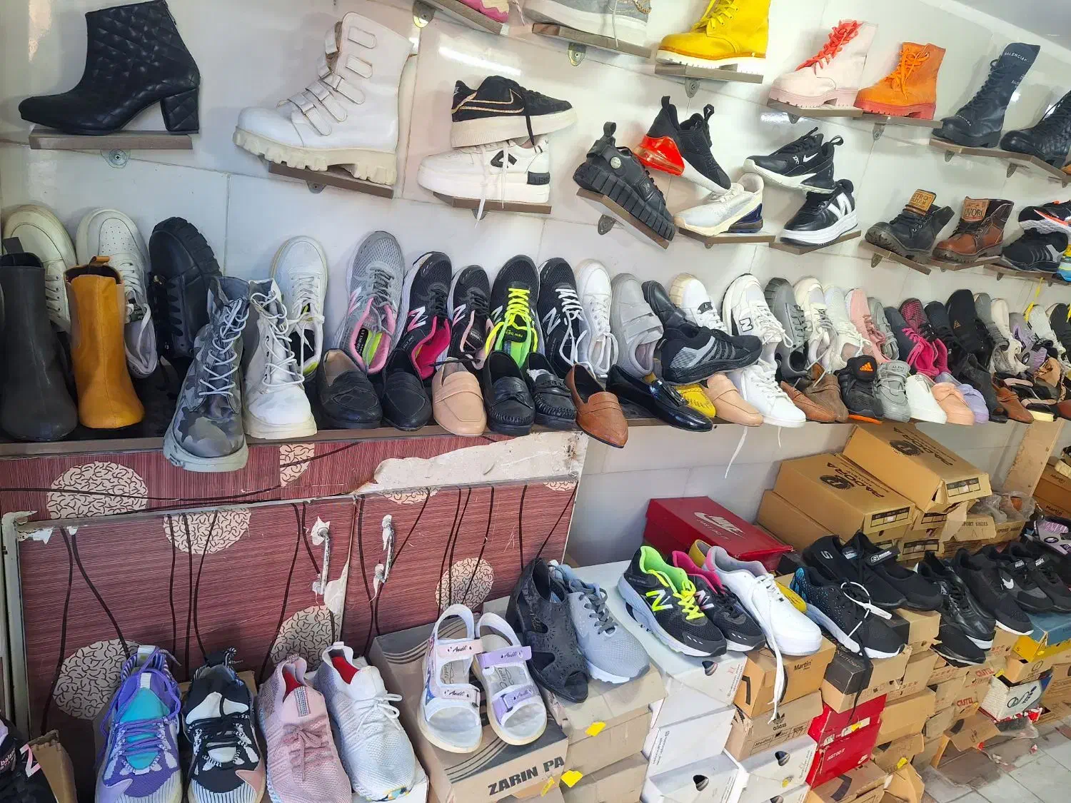 بچه گانه|کفش و لباس بچه|قم, وادی السلام|دیوار