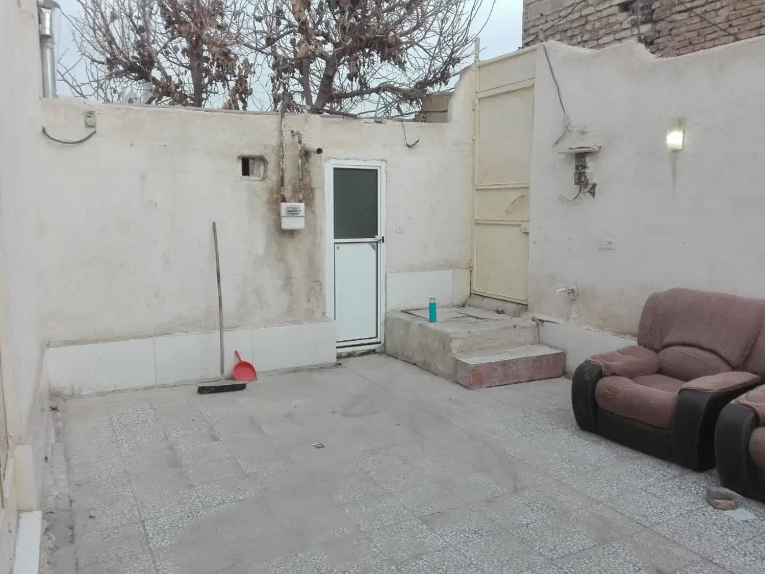 منزل فروشی ۹۰ متری|فروش خانه و ویلا|اصفهان, گلستان|دیوار