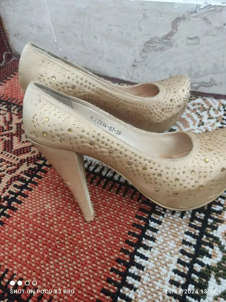 دو عدد کفش مجلسی سایز ۳۹|کیف، کفش، کمربند|قم, باسکول|دیوار