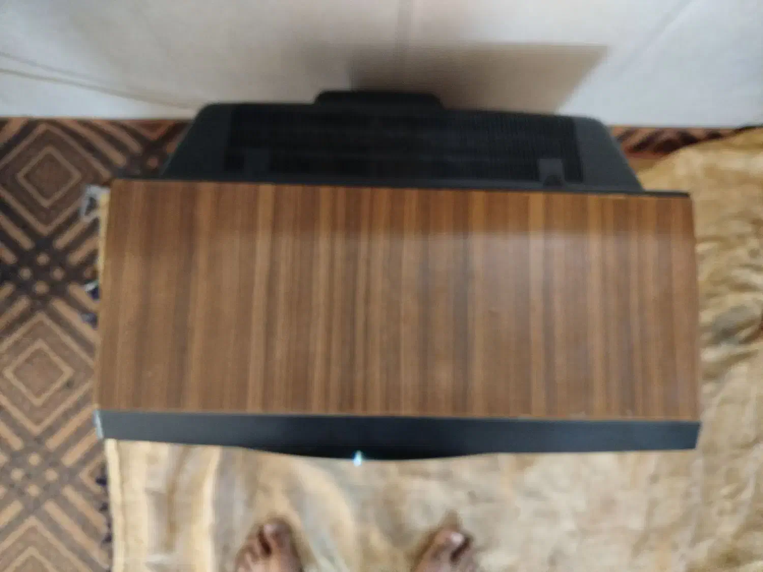 تلویزیون چوبی قدیمی|کلکسیون اشیاء عتیقه|یزد, |دیوار