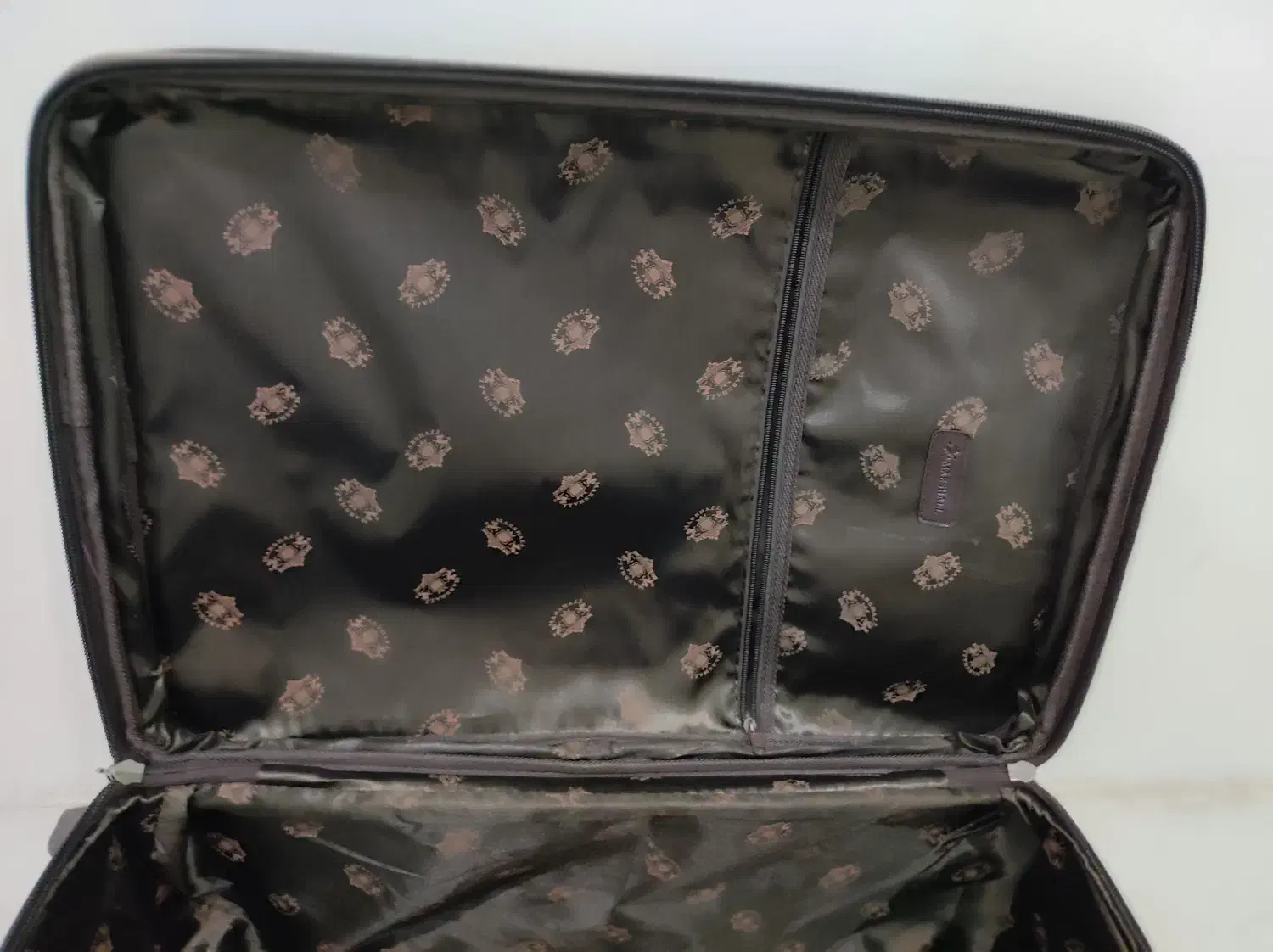 دو سایز چمدان نو خارجی|کیف، کفش، کمربند|سبزوار, پاسداران|دیوار