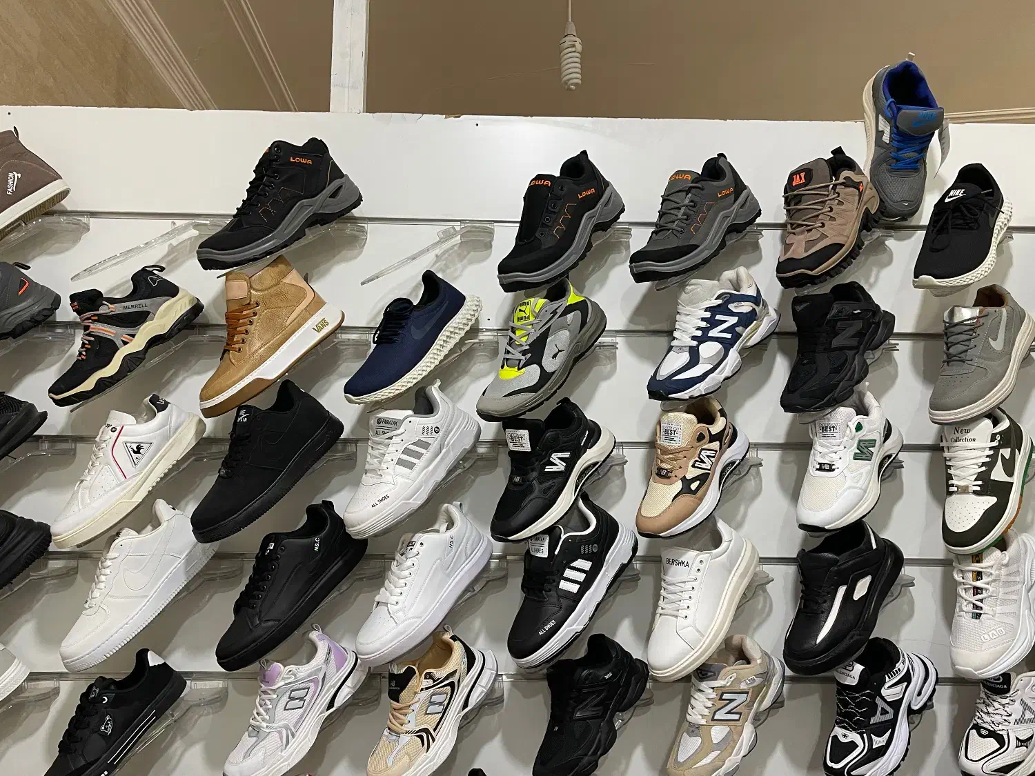 واگذاری کفش ها زیر قیمت|کیف، کفش، کمربند|ماهان, |دیوار