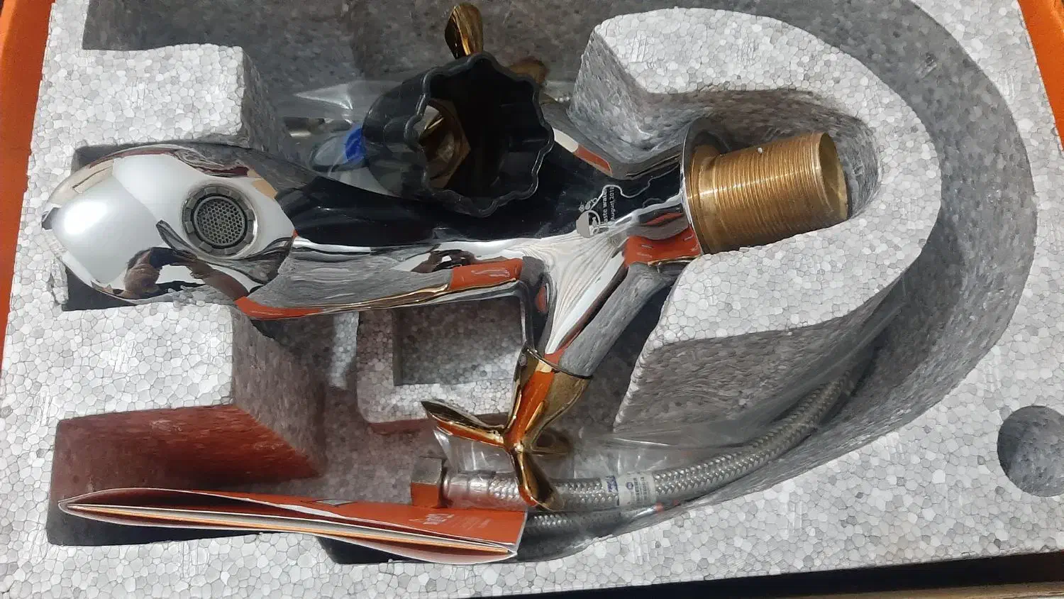 شیر آلات بهداشتی نو با اهومتر|لوازم سرویس بهداشتی|قرچک, زیبا شهر|دیوار