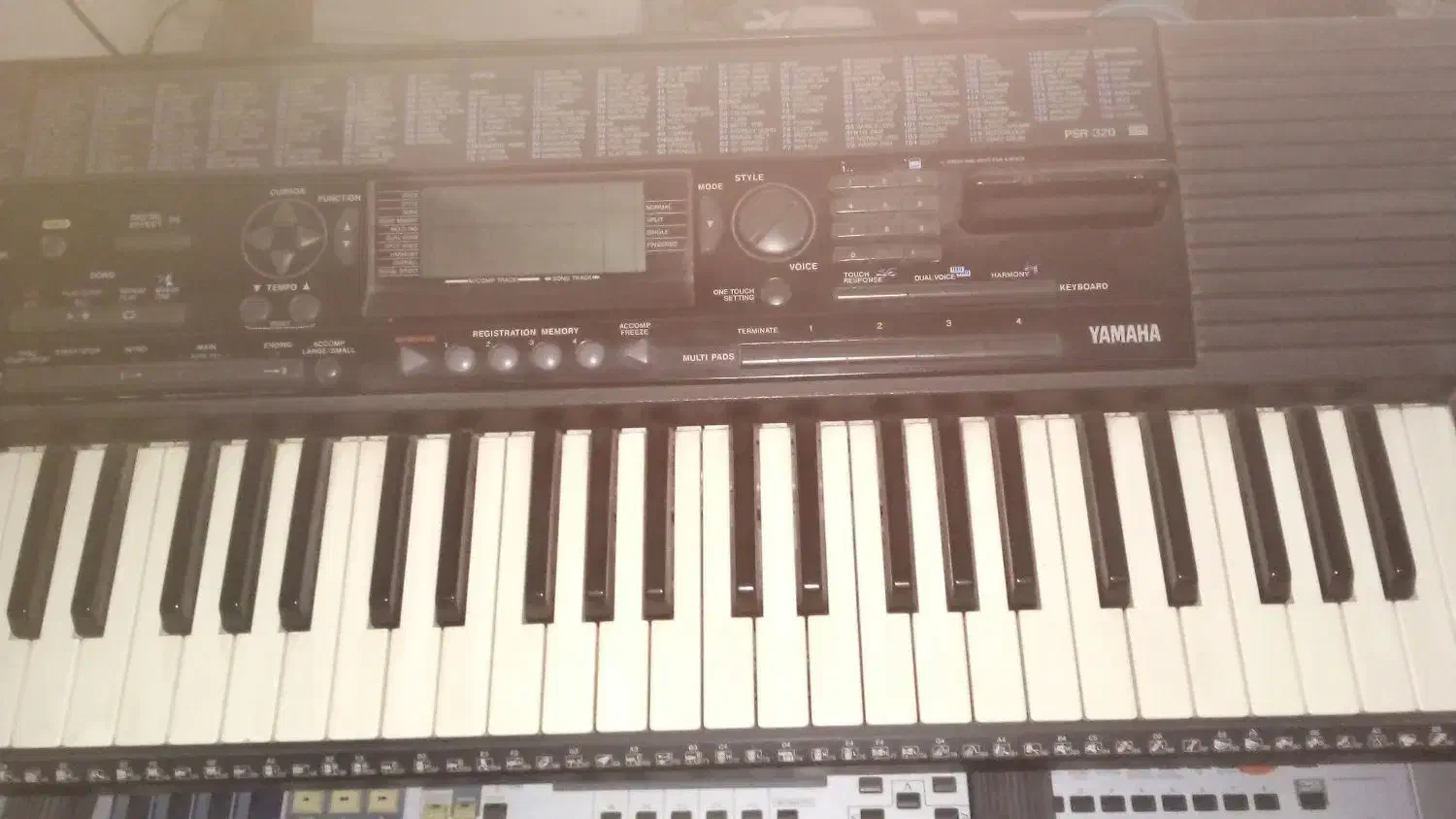 yamaha psr320 با گروه اتاماتیک|پیانو، کیبورد، آکاردئون|نهاوند, |دیوار