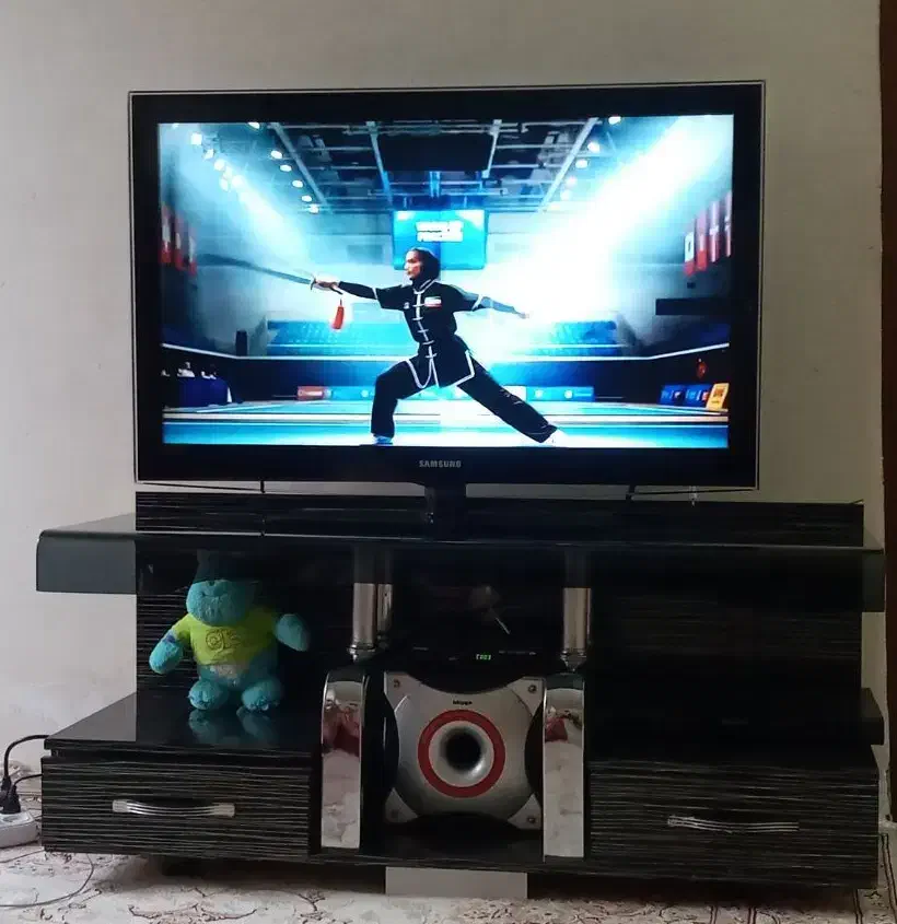 ال سی دی همراه میز و دیجیتال|تلویزیون و پروژکتور|سبلان, |دیوار