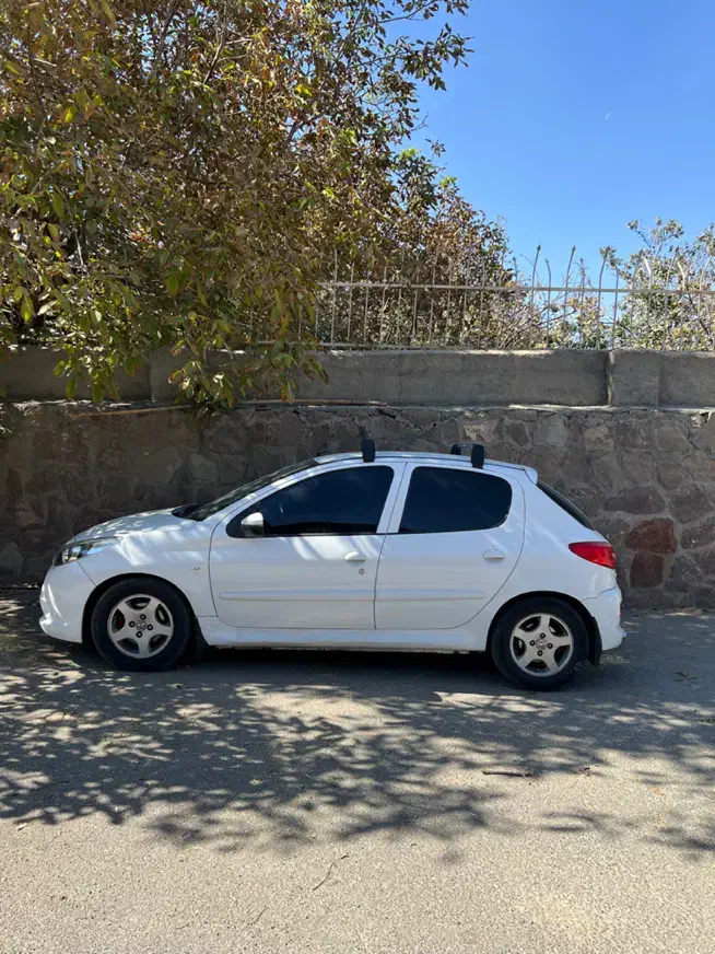 ۲۰۷ مدل ۹۷ دنده بی رنگ|خودرو سواری و وانت|رودهن, |دیوار